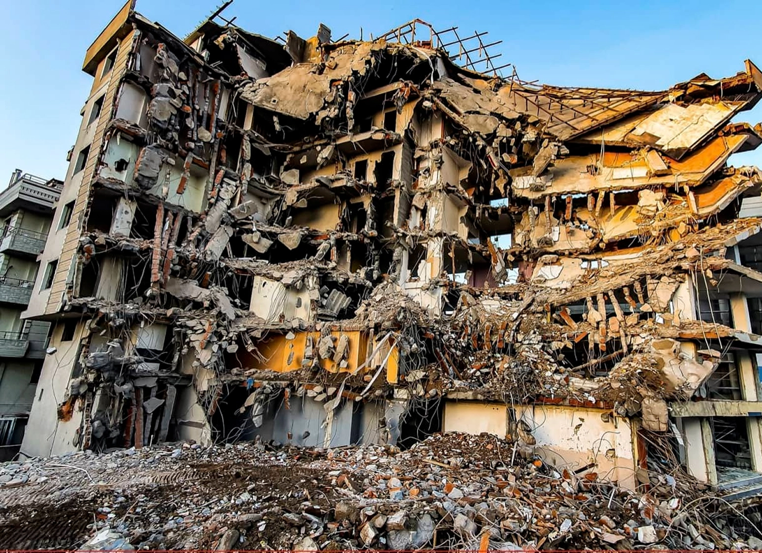 Collapsed Structures